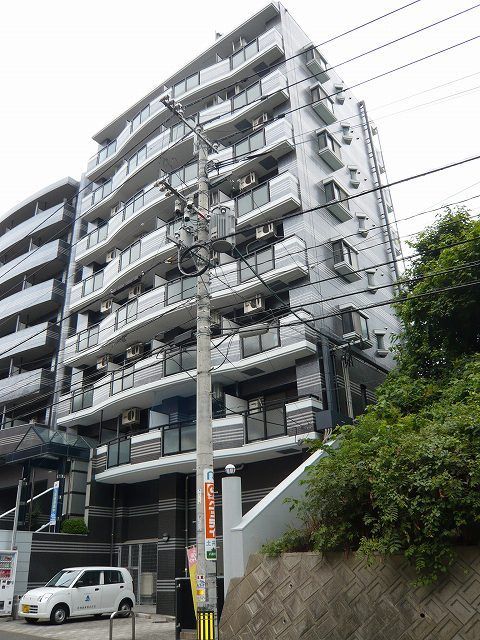 建物外観　外壁塗装済みできれいな物件☆