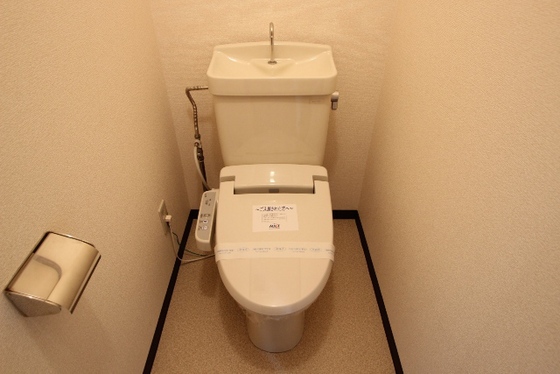 福本ビルのトイレ写真