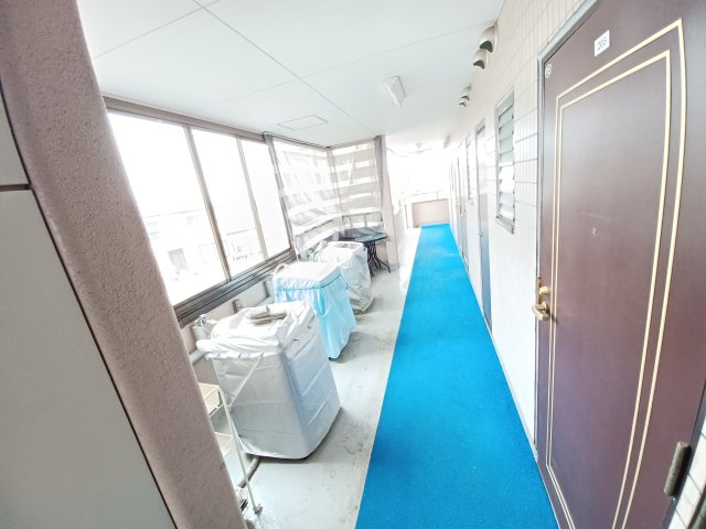 ロビー　廊下部分です