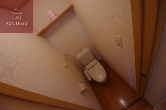 トイレ　同施工会社・同型モデルの室内です。（参考写真・イメージ写真）