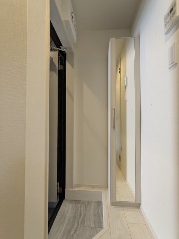 玄関　収納もある玄関です
