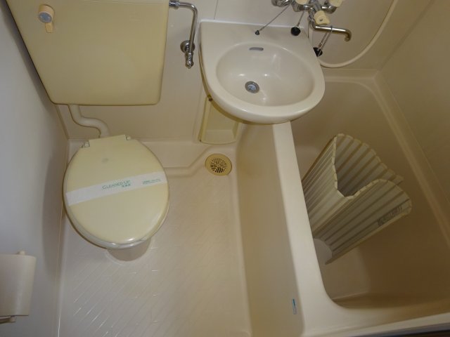 バス・シャワールーム　別部屋参考写真