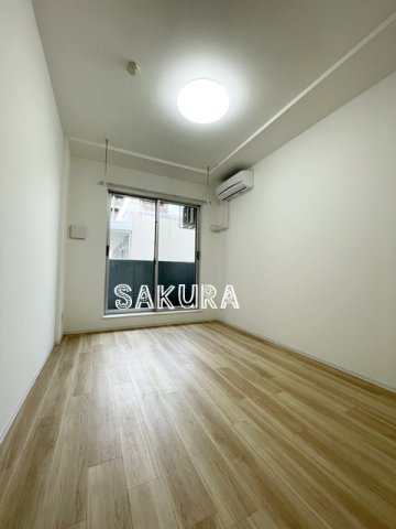 居室・リビング　開放感のあるゆったりとしたお部屋です♪