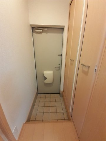 玄関　収納もある玄関です