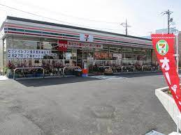 コンビニ　セブンイレブン横浜都筑桜並木店（コンビニ）まで539m