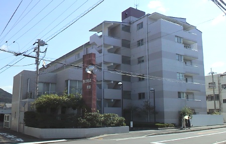 香川県高松市屋島西町（マンション）の賃貸物件の外観