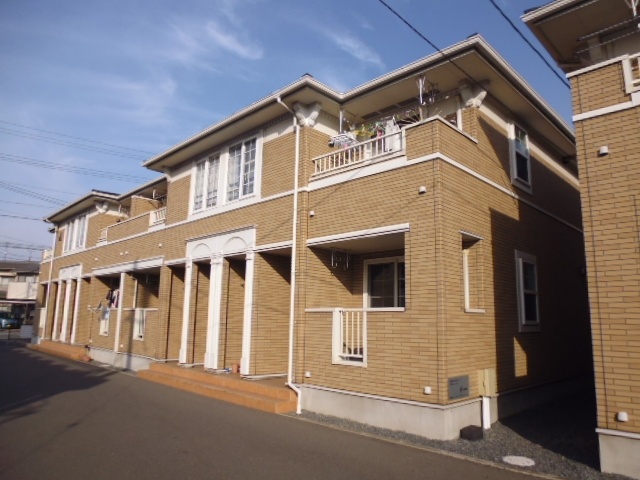 倉敷市東塚のアパートの建物外観