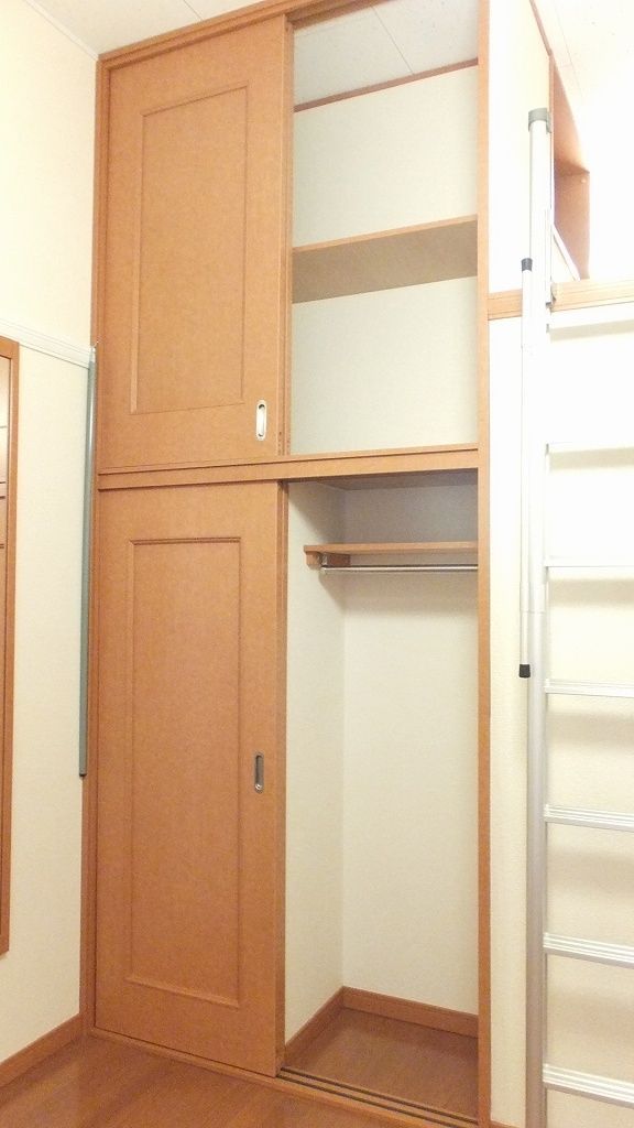 収納　クローゼット