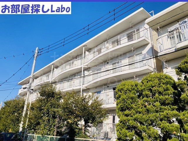 小田原市扇町のマンションの建物外観