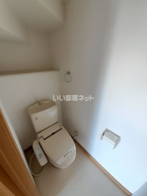 【ラ・メール　弐番館のトイレ】