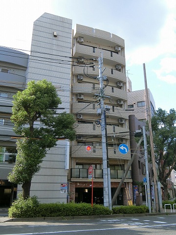 鹿児島市上之園町のマンションの建物外観