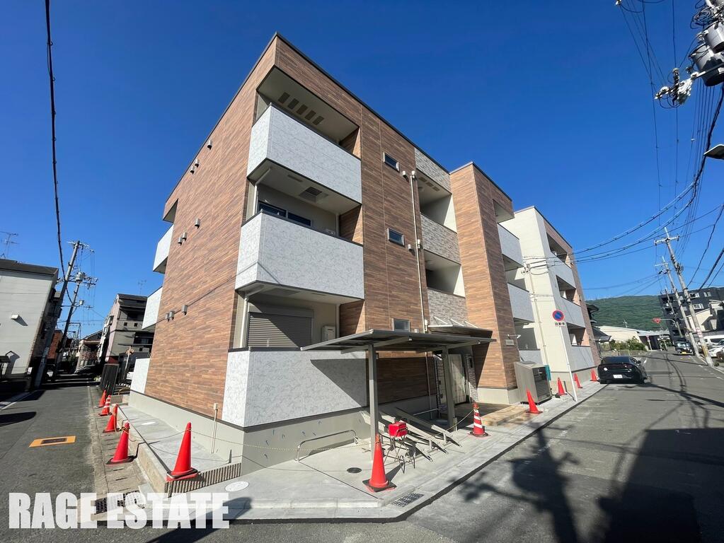 フジパレス吉田ＷＥＳＴの建物外観