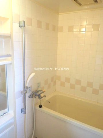 バス・シャワールーム　きれいなお風呂です