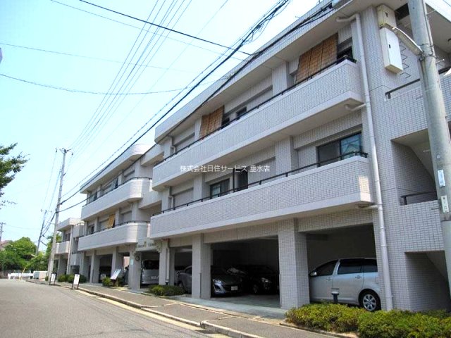 建物外観　外観は落ち着いています
