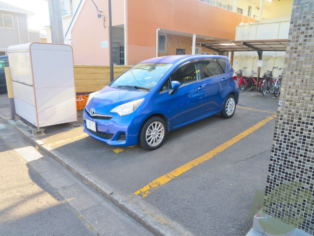 【仙台市宮城野区宮千代のマンションの駐車場】