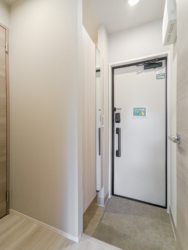 玄関　図面と現状に相違がある場合には現状を優先