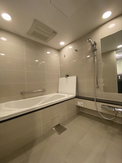 バス・シャワールーム