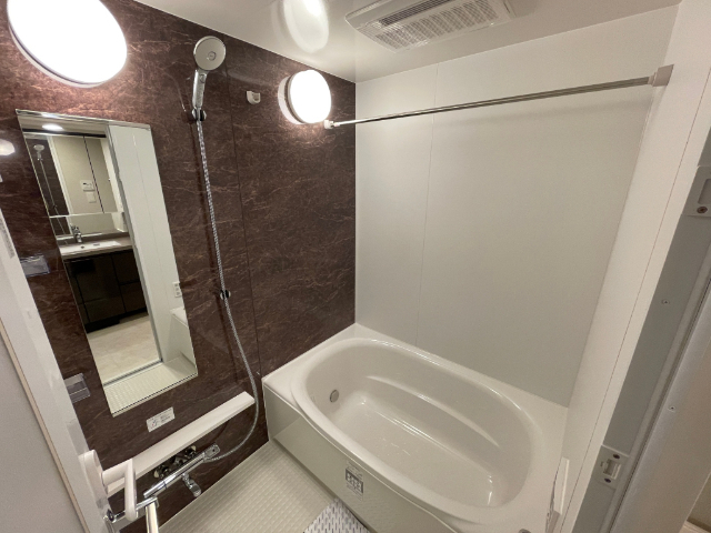 バス・シャワールーム