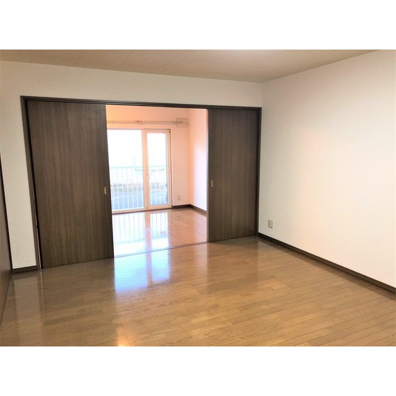 居室・リビング　リビング１０帖