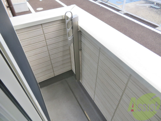 バルコニー　バルコニーがあるので洗濯物は外に干せそうですね～
