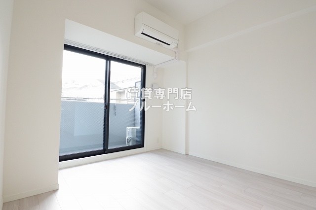 その他　別角度からの洋室です！