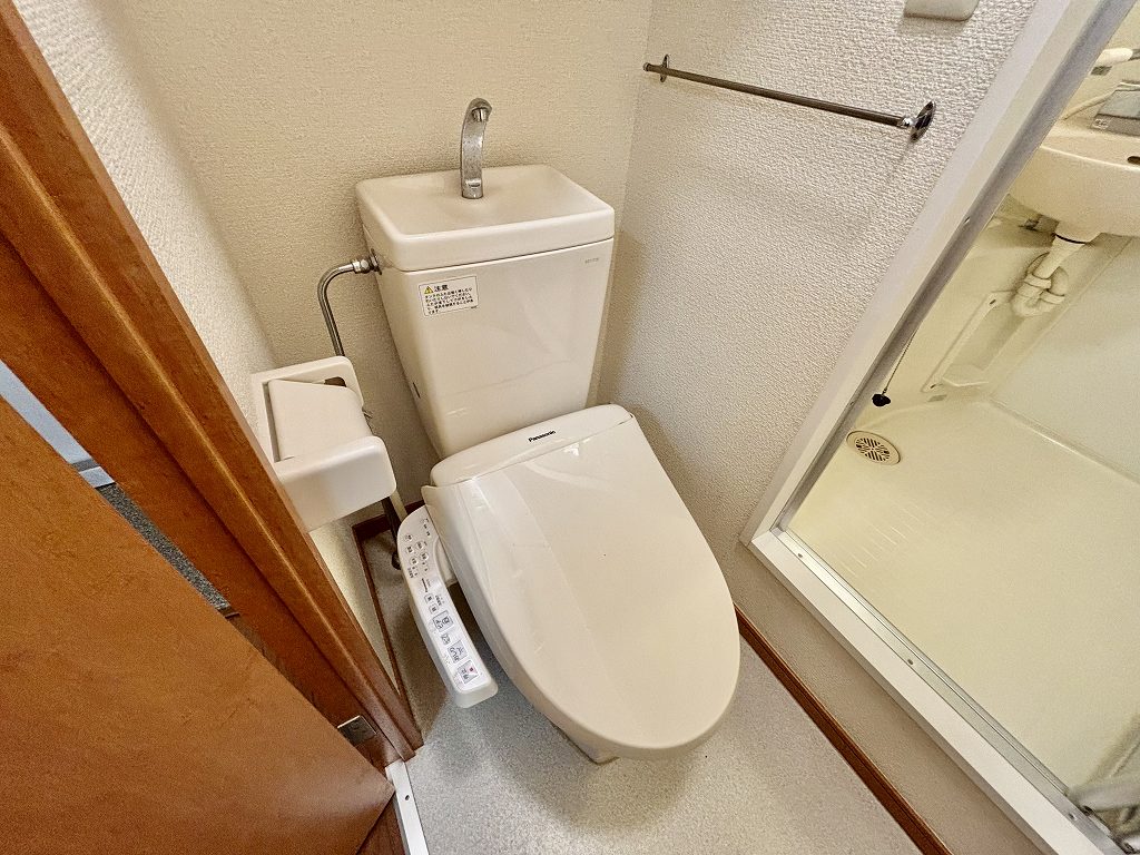 トイレ　設備・仕様は号室により異なる為、現況を優先いたします。