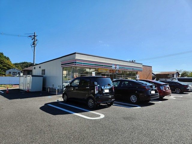 コンビニ　セブン-イレブン 村田広畑店（コンビニ）まで240m