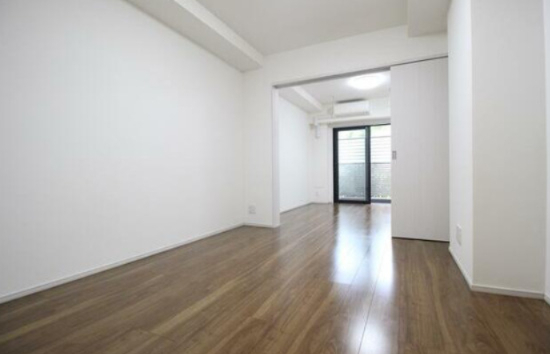 居室・リビング　室内写真は別部屋参考写真になります。