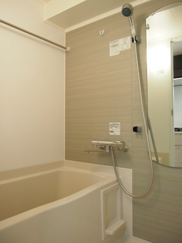 バス・シャワールーム　バスルーム