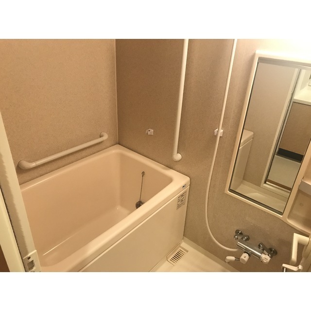 バス・シャワールーム　風呂