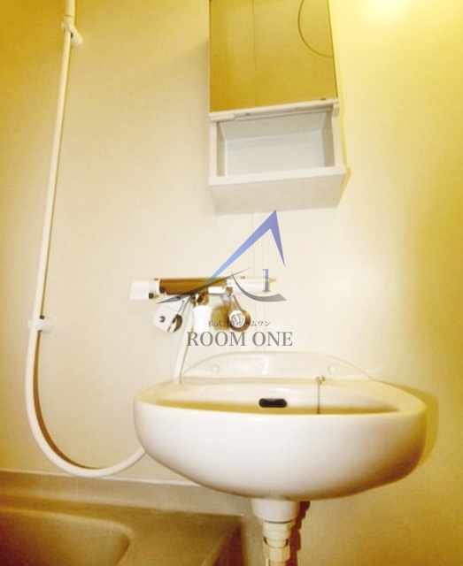 洗面設備　洗面台です。