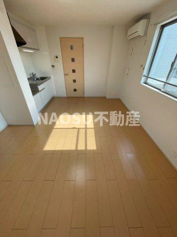 居室・リビング　おしゃれな居間です