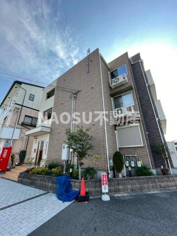 建物外観　外観は落ち着いています