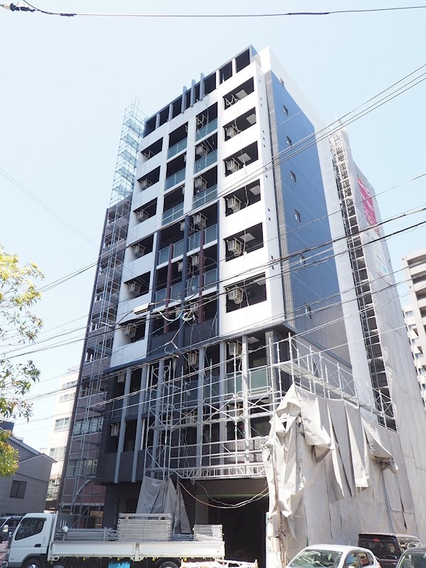 建物外観　室町エリア築浅です。