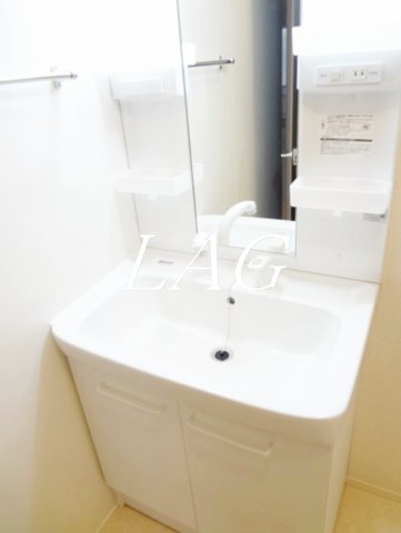 洗面設備　独立洗面台です。