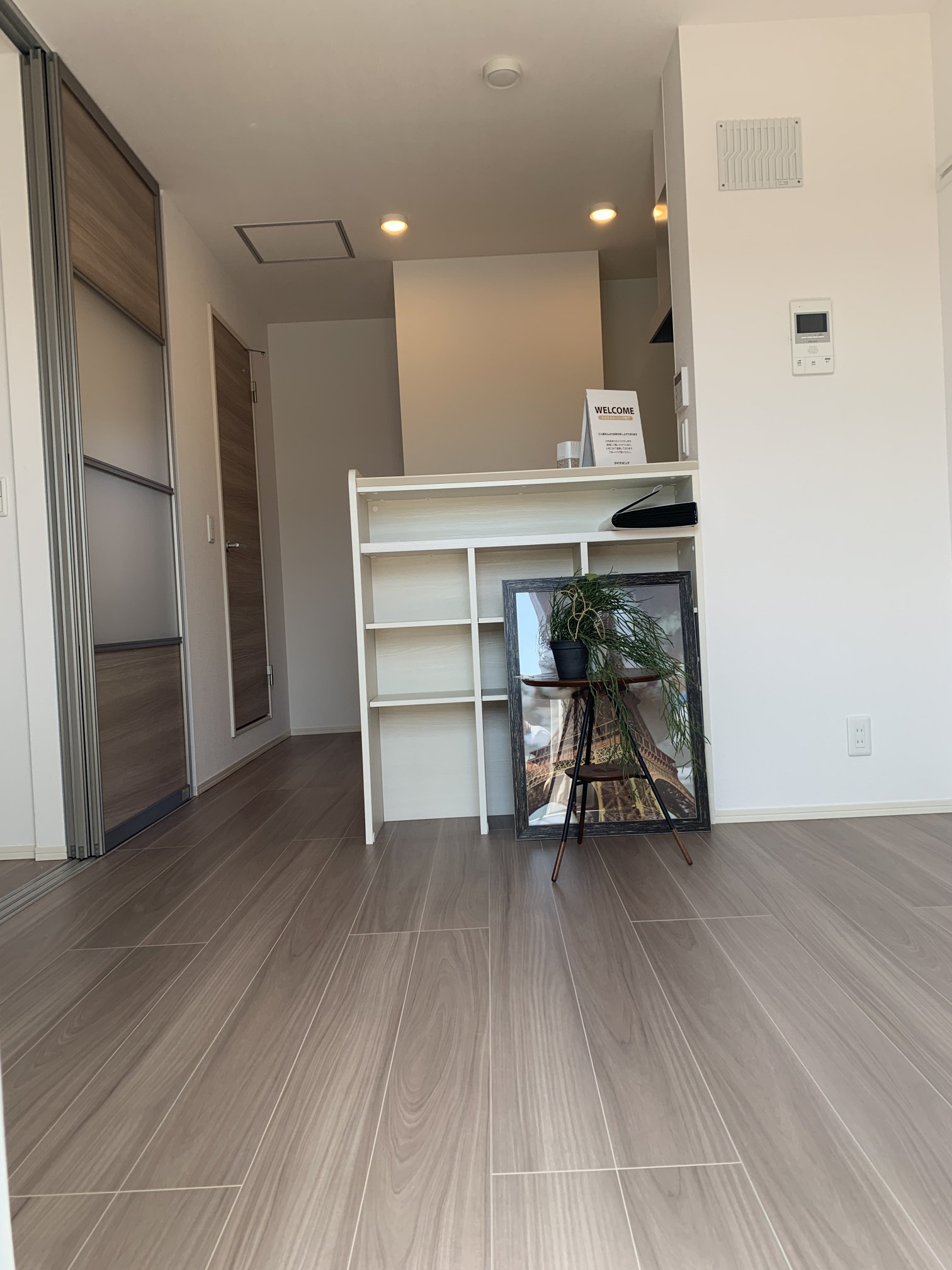 居室・リビング　南向きの明るいリビング