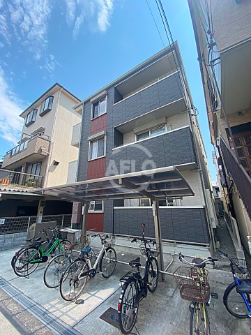 ロビー　エスト・ヴィヴァーチェ　外観