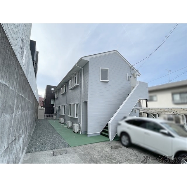 エントランス　建物外観