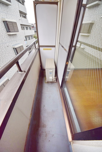 バルコニー　～洗濯物干そうっ～