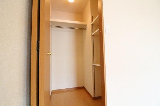 収納　類似部屋写真（部材色が異なる場合がございます）