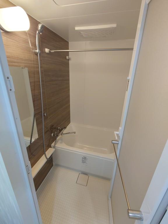 バス・シャワールーム　風呂