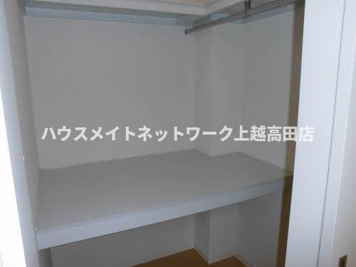 収納　ウォークインクローゼット