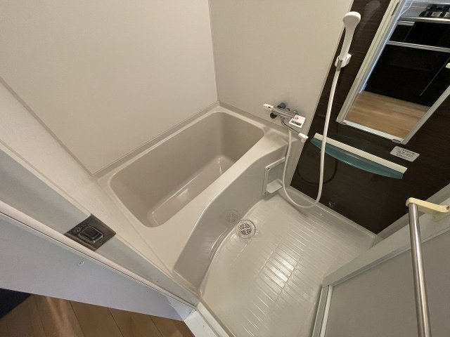 バス・シャワールーム　きれいなお風呂です