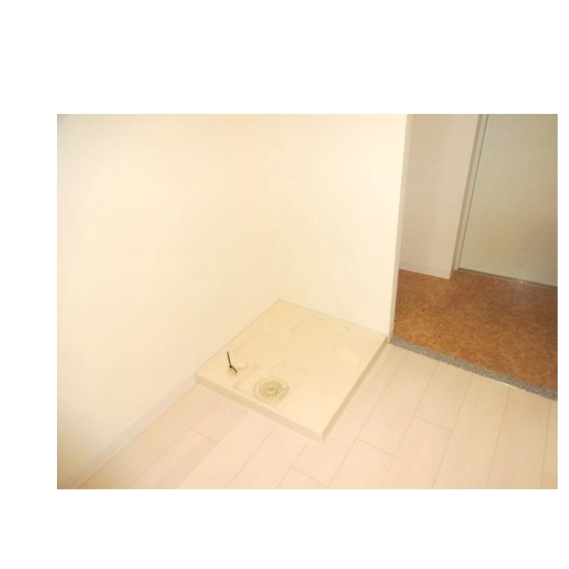その他設備　室内洗濯機置き場があります☆