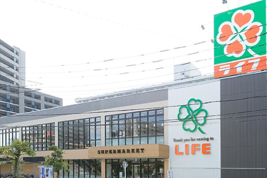 スーパー　ライフ東砂店（スーパー）まで594m