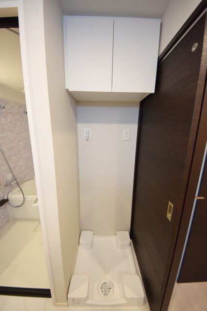 その他　★洗濯機の上に棚あります★