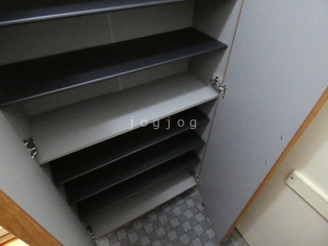 収納　多数の靴を収納できます！