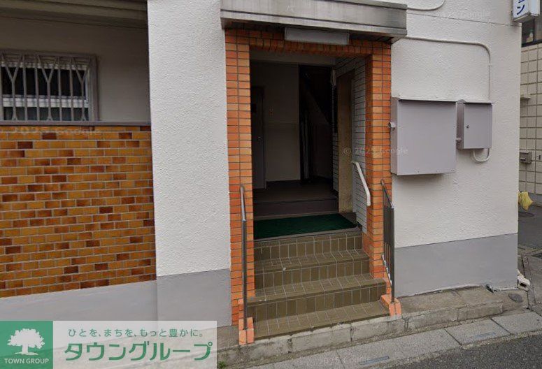 松栄大宮マンションの玄関写真