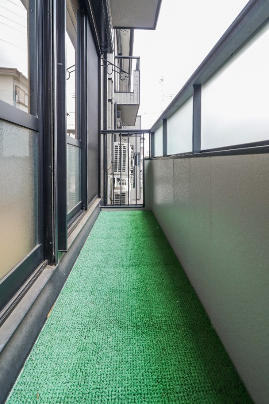 バルコニー　図面と現状に相違がある場合には現状を優先