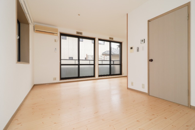 居室・リビング　図面と現状に相違がある場合には現状を優先